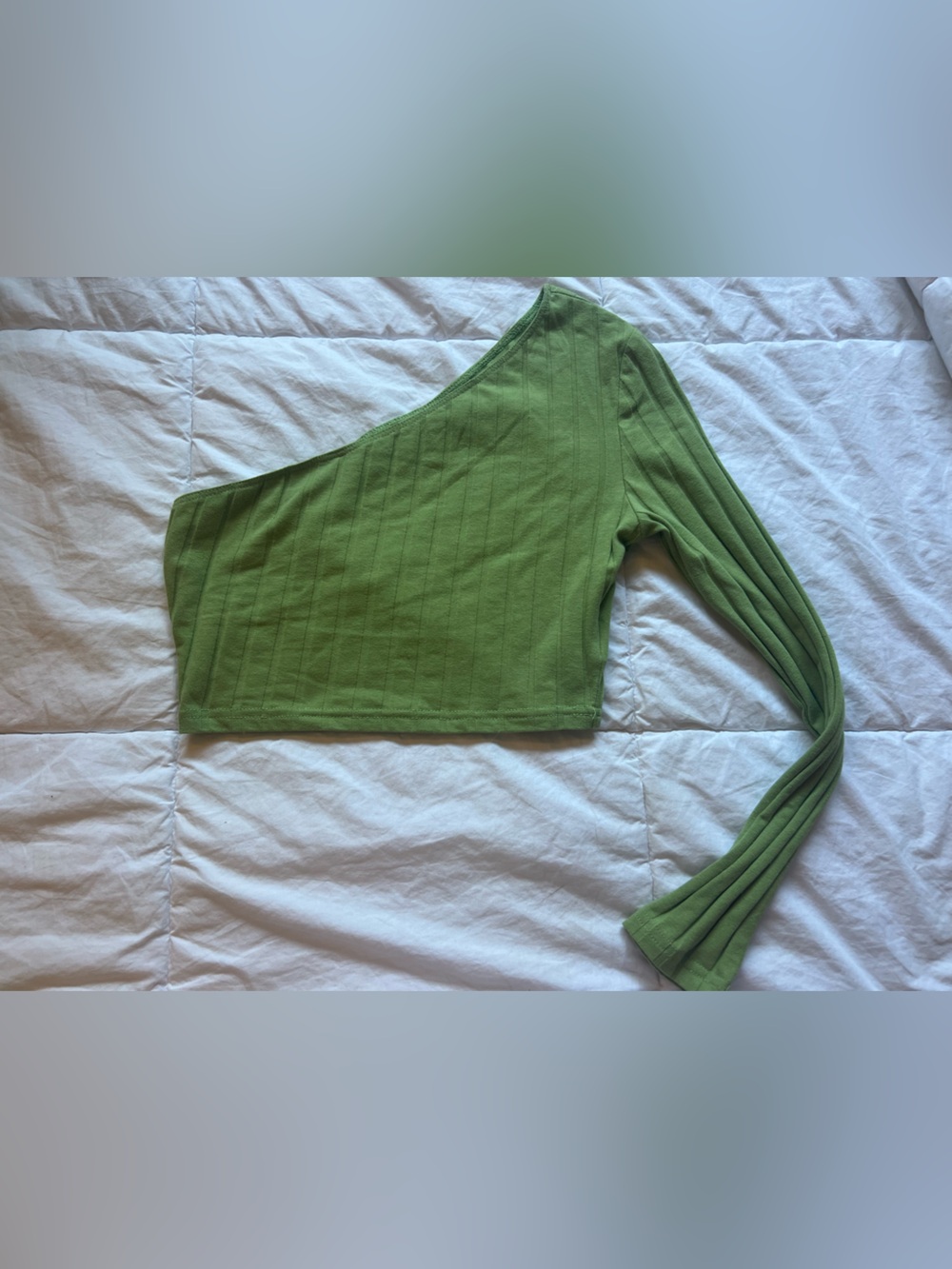 Asymmetric One-Shoulder Ribbed Crop Top in Green
